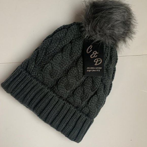 Dark gray knit fur-lined beanie NWT - Picture 1 of 2